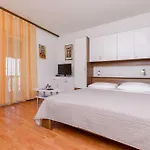 Petar Apartman