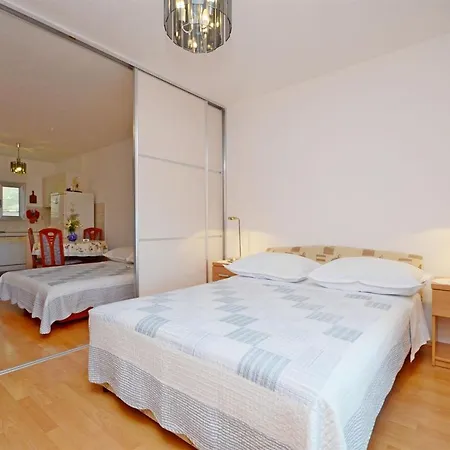 Apartment Petar *