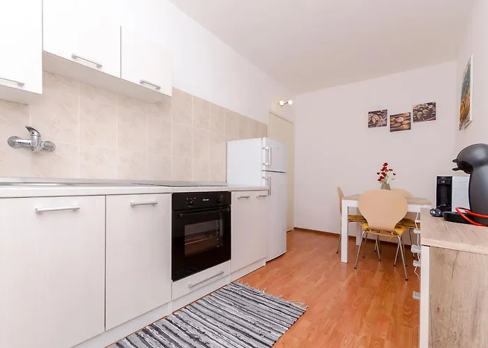 Petar Apartman Trogir